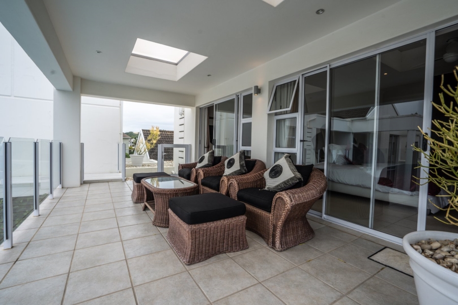 6 Bedroom Property for Sale in Royal Alfred Marina Eastern Cape